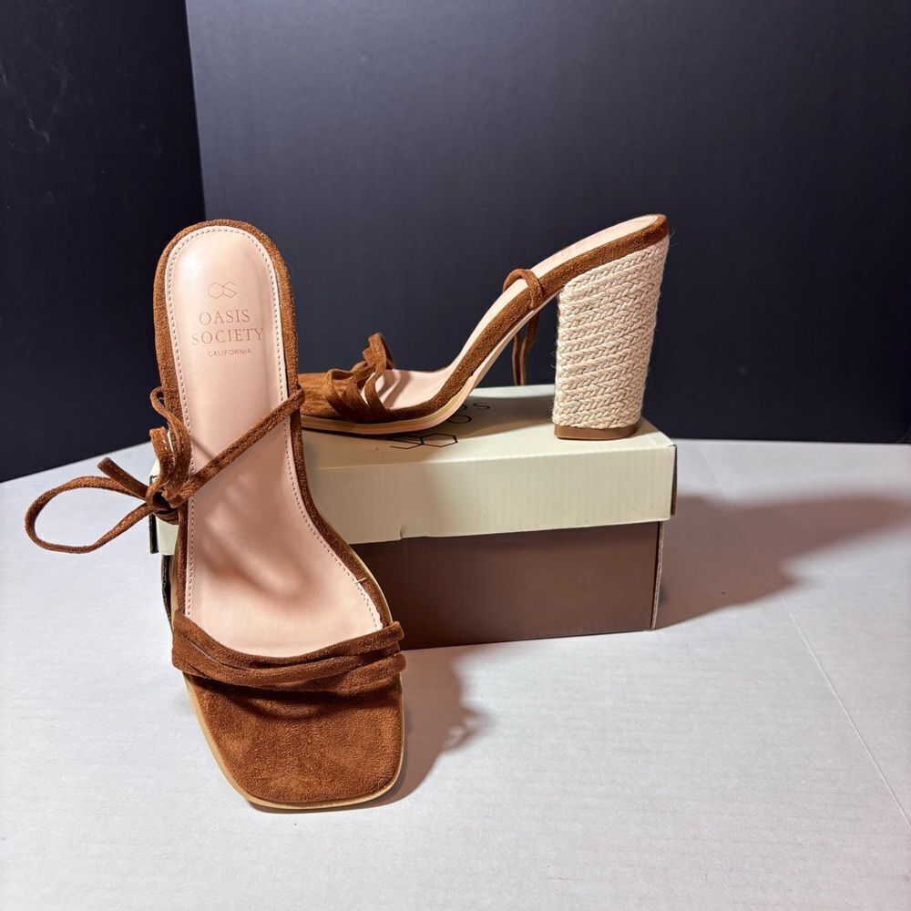 Oasis Society Bianca Camel Wrap Rattan Heel Size 9 NIB